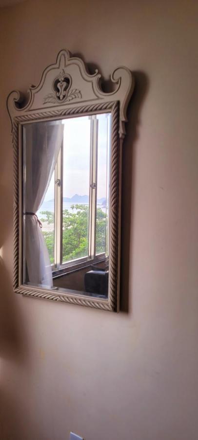 Copacabana Praia: Oceanview Near Lido Gastronomy Hub *