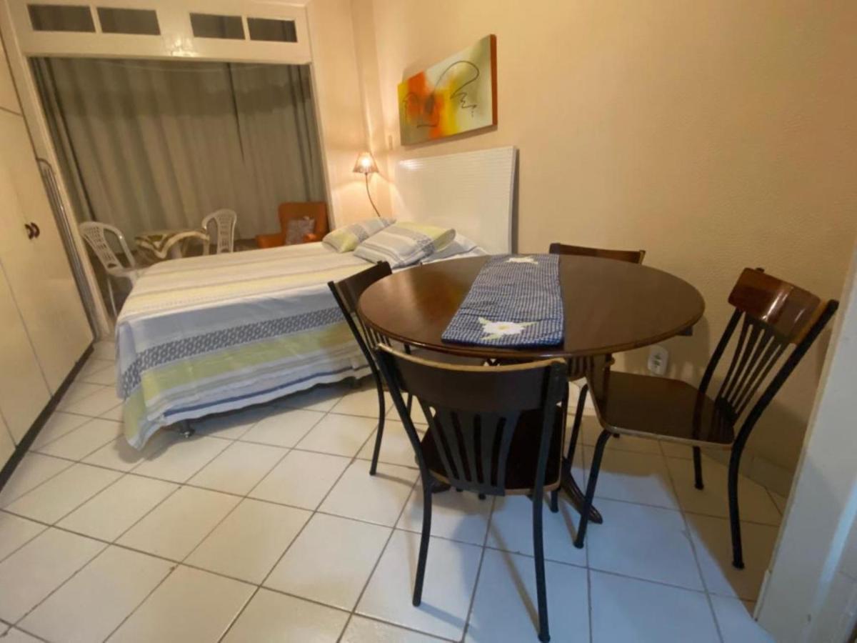 Meio De Copacabana, 200 Metros Da Praia, Posto 5 Apartamento *