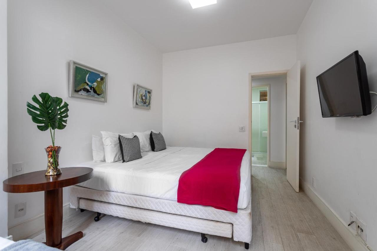 Apartamento Charme Em Copacabana - Ampla Sala De Estar - A502 Z3 *