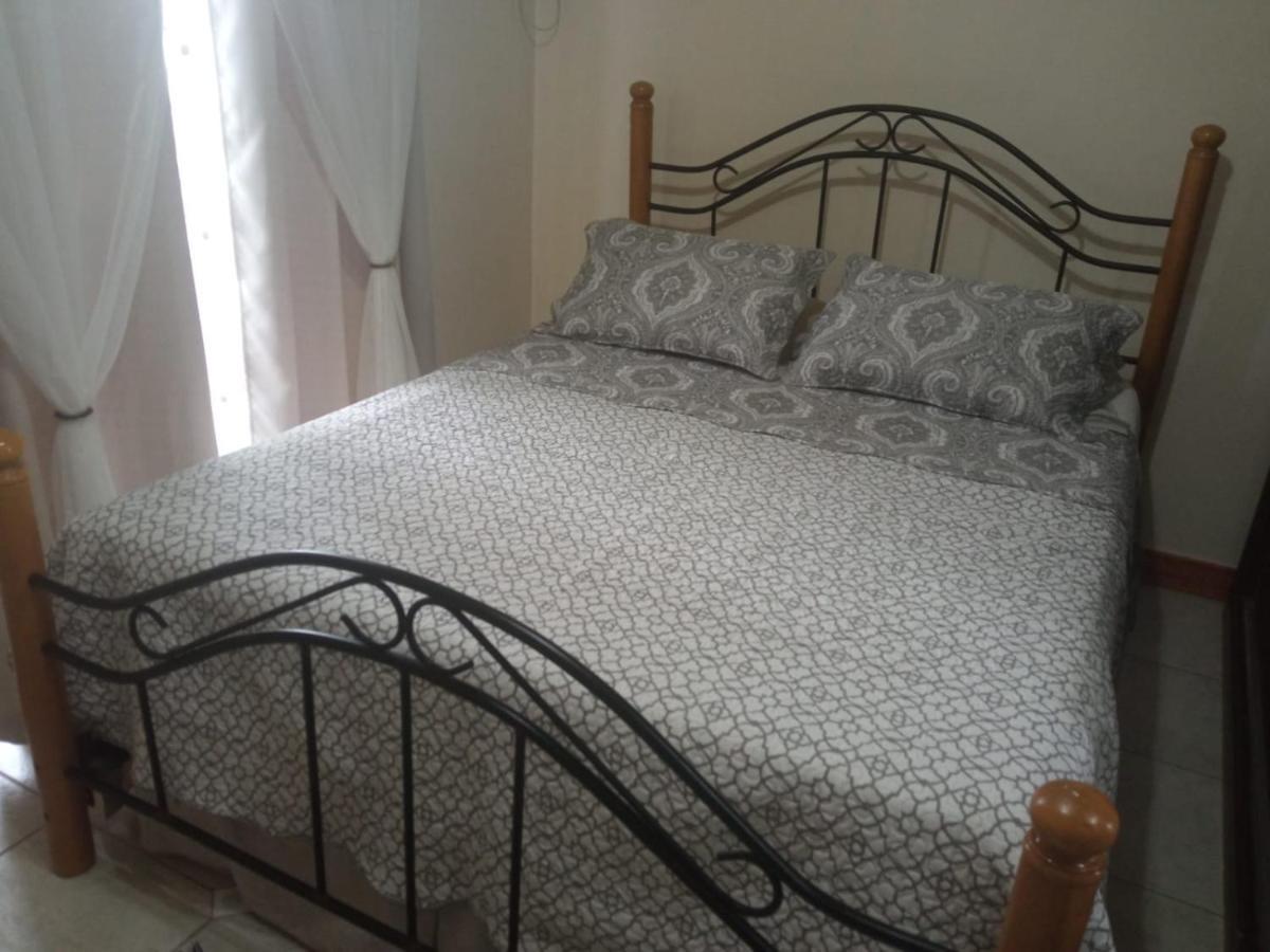 Mega Apartamento Apartment *