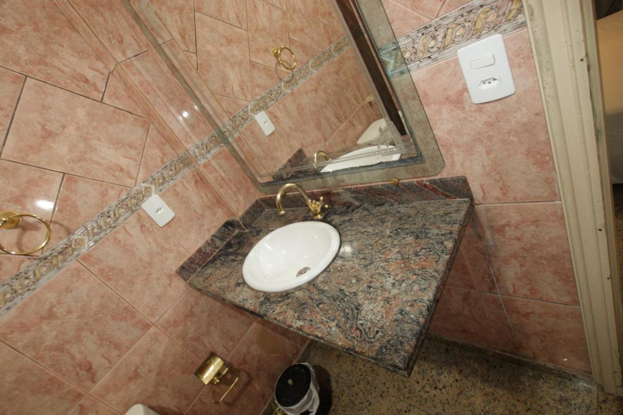 Lado Do Metro Copa Apartment
