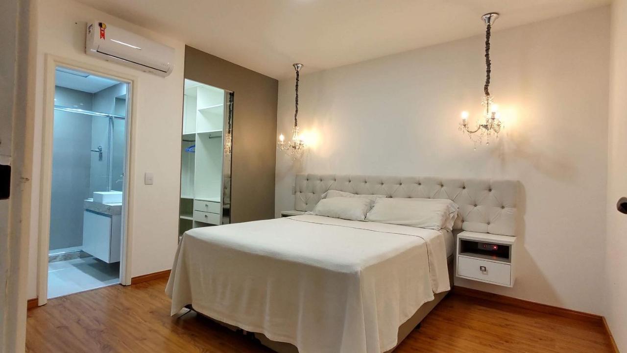 Apartamento Apart Com Maravilhosa Vista Mar Na Barra De Tijuca B1-0024