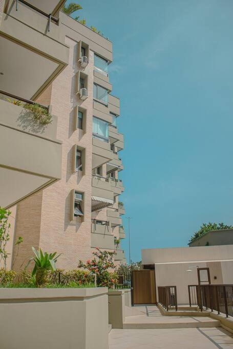 Apto Pe Na Areia Na Praia Da Barra Da Tijuca Apartment