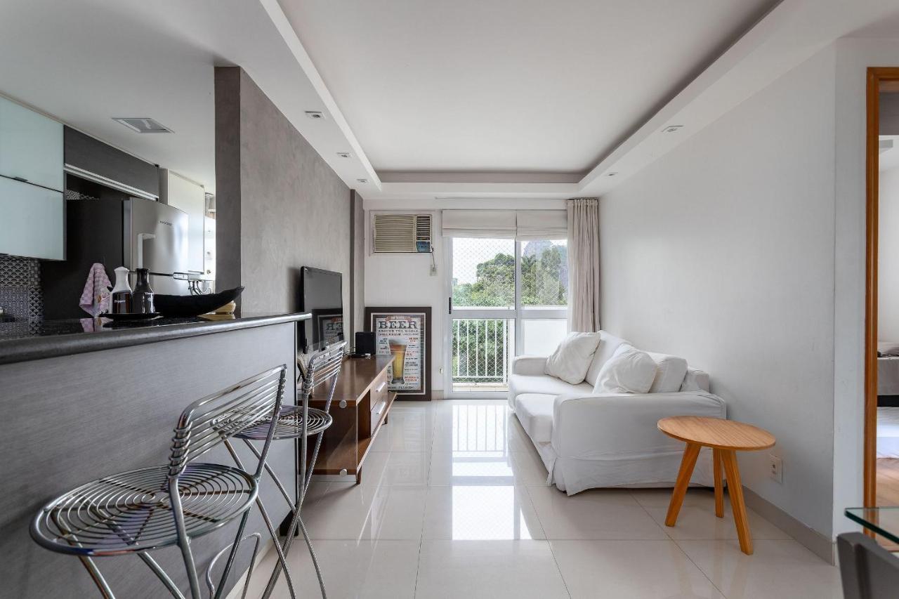 Apartamento Completo Com Piscina E área De Lazer Em Botafogo *