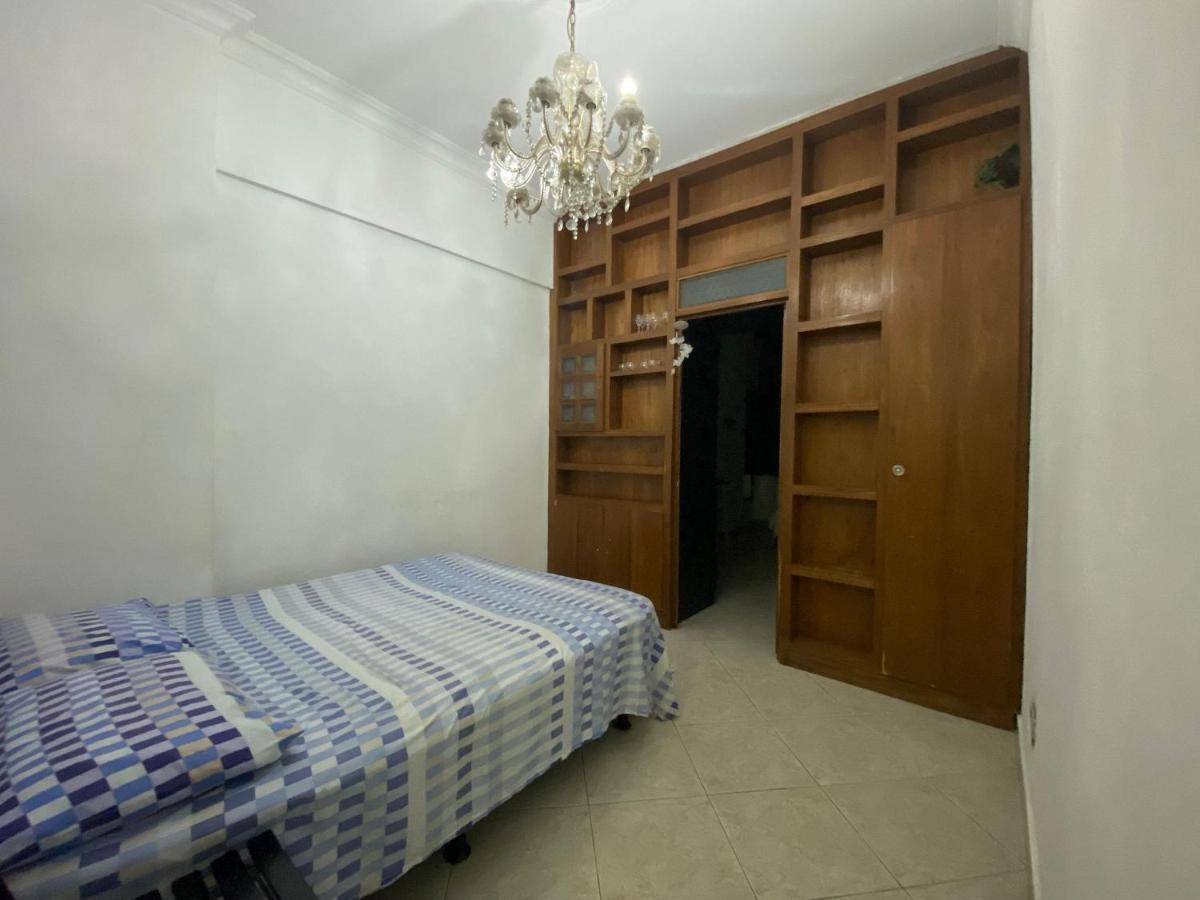 M19 - Apto A 3 Minutos Da Praia De Copacabana Apartamento *