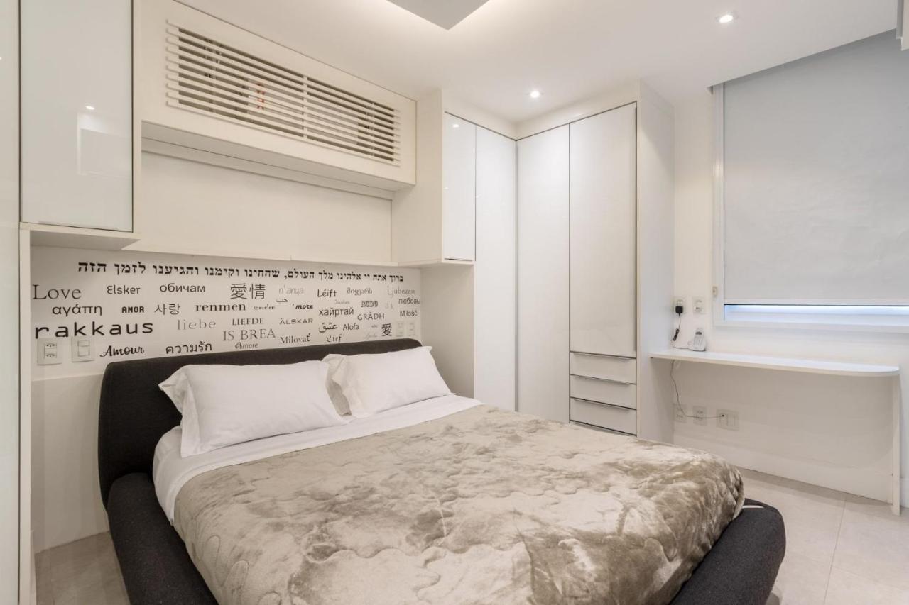 Triplex Luxo Com Piscina, Bbq E Sauna P/ 8 Pessoas *
