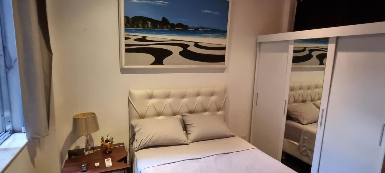 The Copacabana Luxury Design 3 Bedroom 3 Bathroom 85 Inch Cinema Tv Location Rio de Janeiro