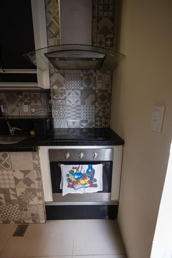 Apartamento Com Varanda Em Copacabana *