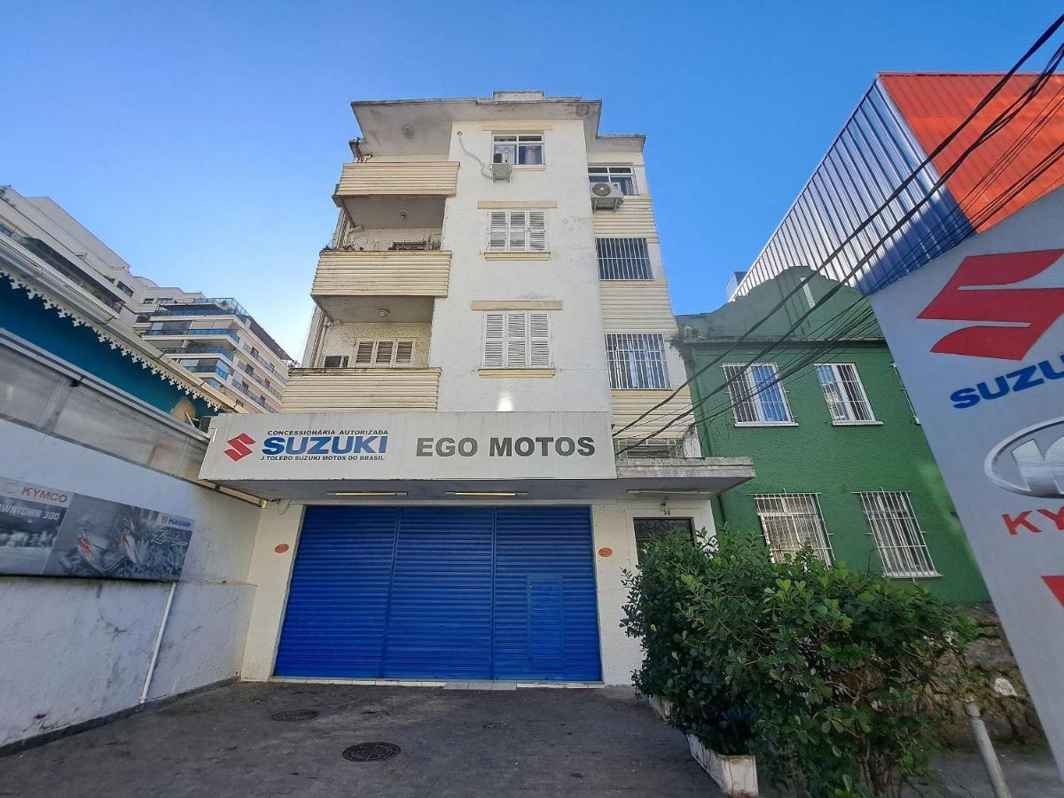 Quarto Privativo No Melhor De Botafogo Com Anfitria - With Host