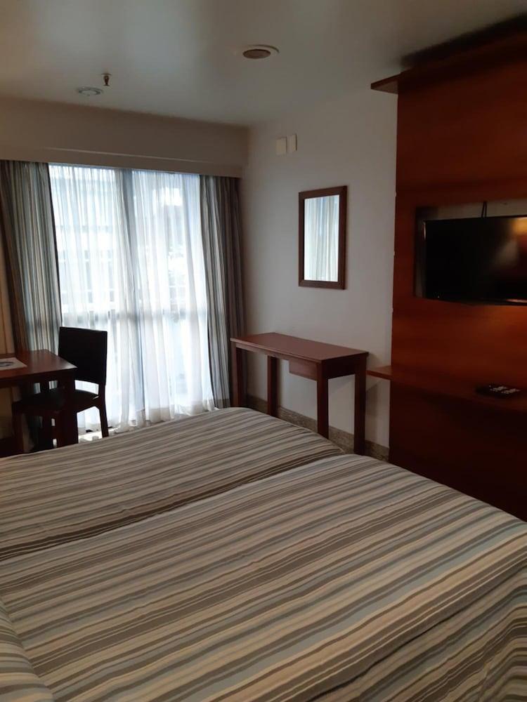 Hotel Oceano Copacabana 3*