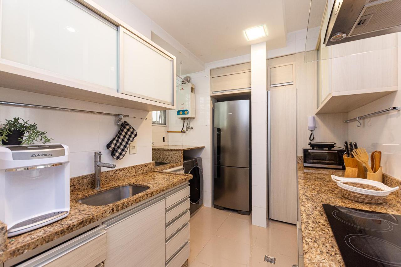Apartamento Leblon Apto A Pe 50 Metros *