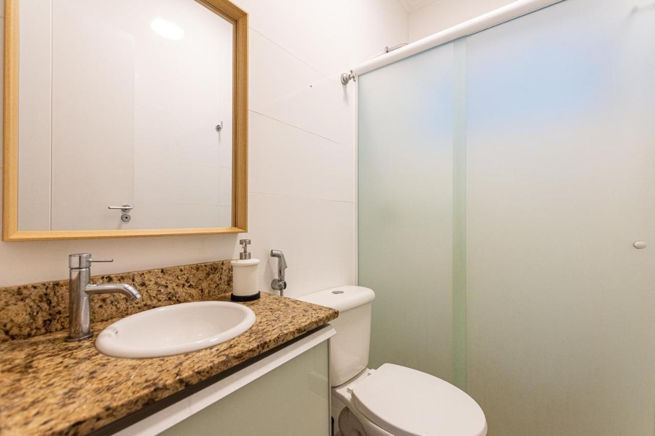 Leblon Apto A Pe 50 Metros Apartamento *