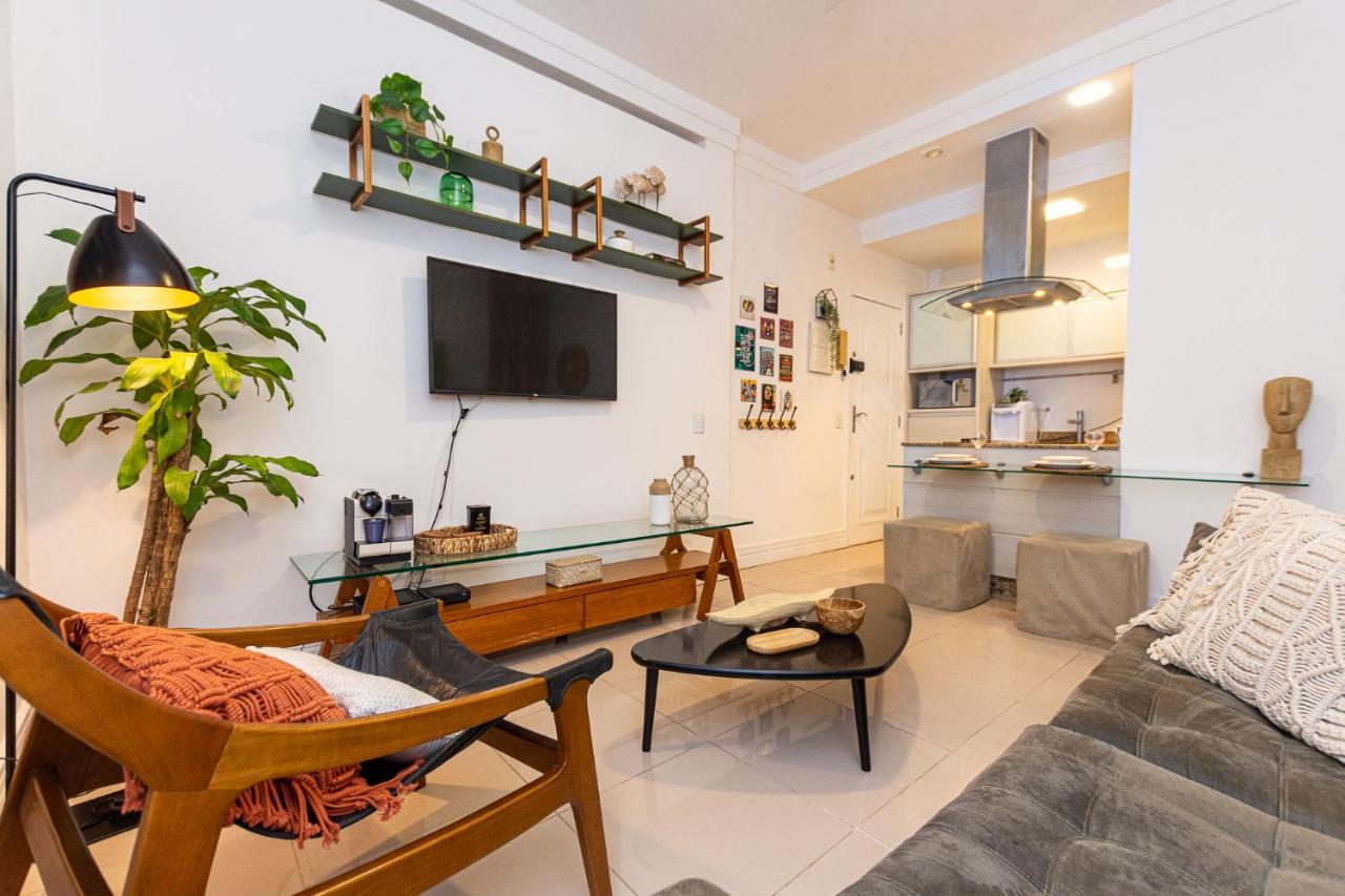 Apartamento Leblon Apto A Pe 50 Metros *