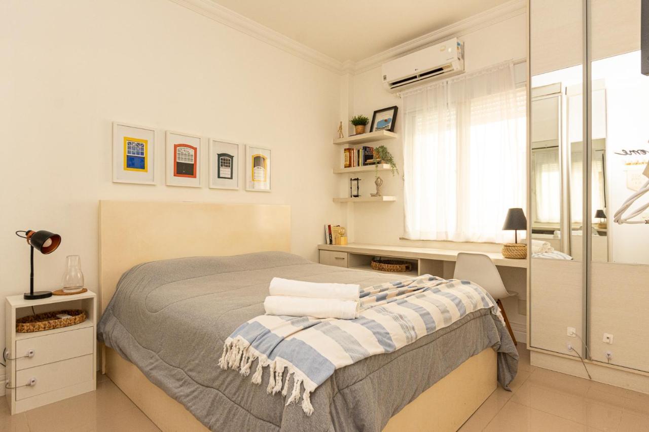 Leblon Apto A Pe 50 Metros Apartamento
