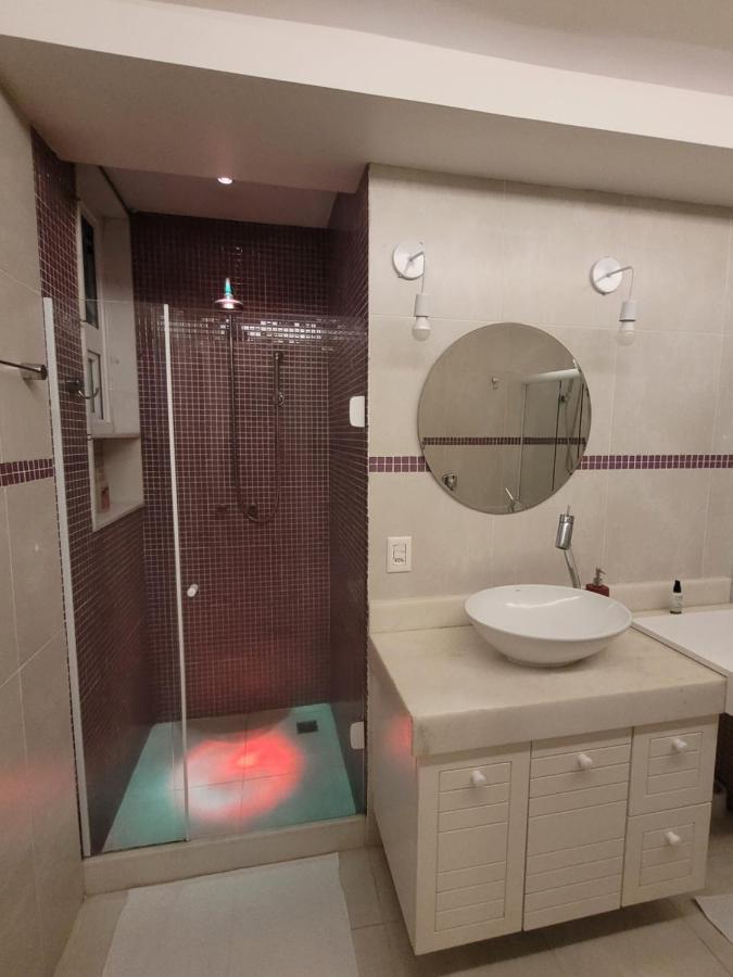 Ape Turquesa, 190 M Da Do Leme Apartment *