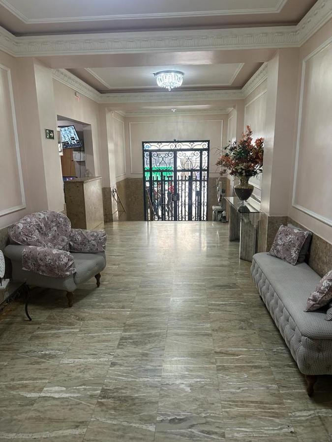 Franco Apts 3 Bdrooms Apartment *
