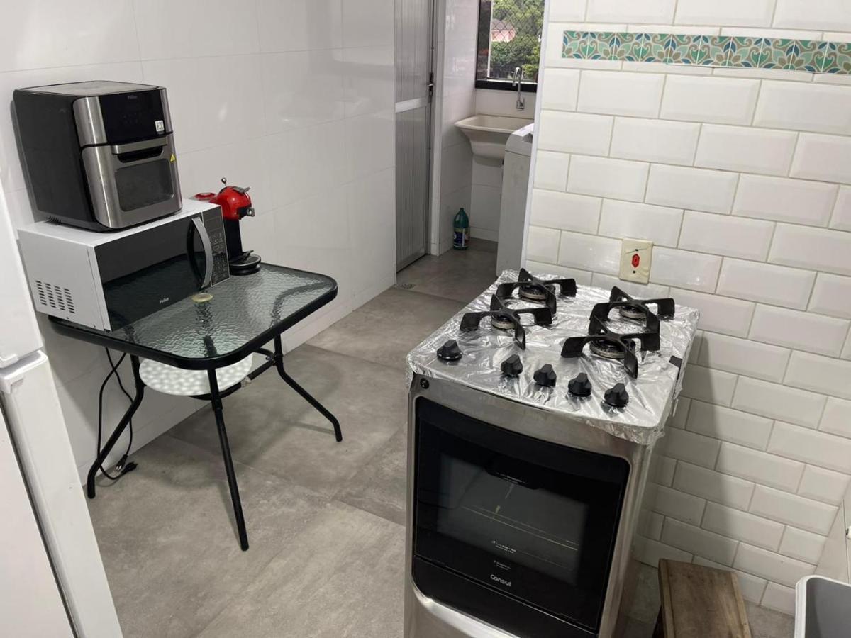 Proximo Ao Aeroporto/ufrj Em Jardim Guanabara - Ilha Do Governador Quarto em Acomodações Particulares Rio de Janeiro