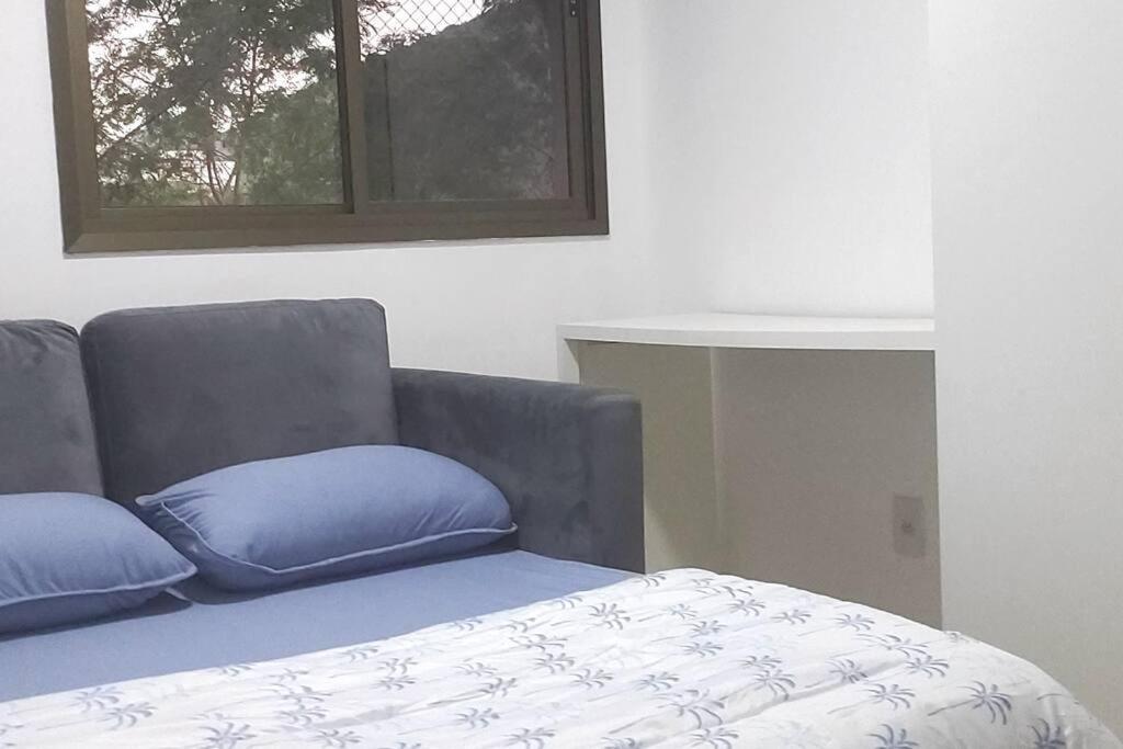 Paraiso No Recreio-rj: 02 Quartos Com Piscina Apartamento