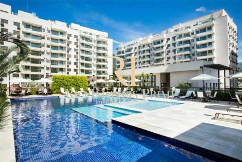 Apartamento Paraiso No Recreio-rj: 02 Quartos Com Piscina Rio de Janeiro