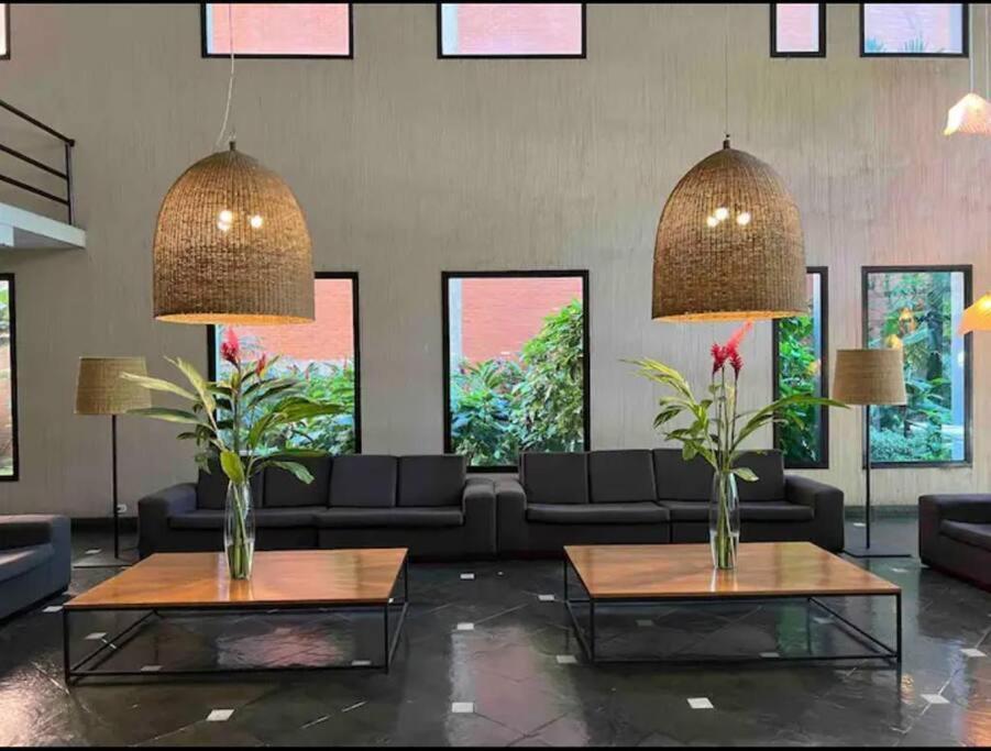Apartamento Otimo A 500 Metros Av P I 500 Ap619 *