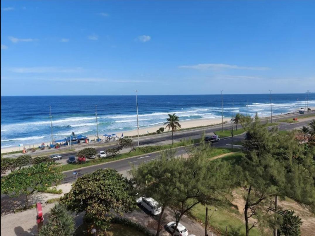 Apartamento Rio Residencia, Av. Lucio Costa, 6250 - Barra Da Tijuca,