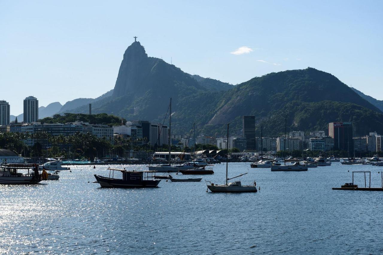 Apartamento 2 Quartos Na Urca Com Vista Baia De Guanabara A 700m Pao De Acucar Com Cozinha Completa E Wi-fi - Bares, Restaurantes E Comercio Local A Poucos Metros