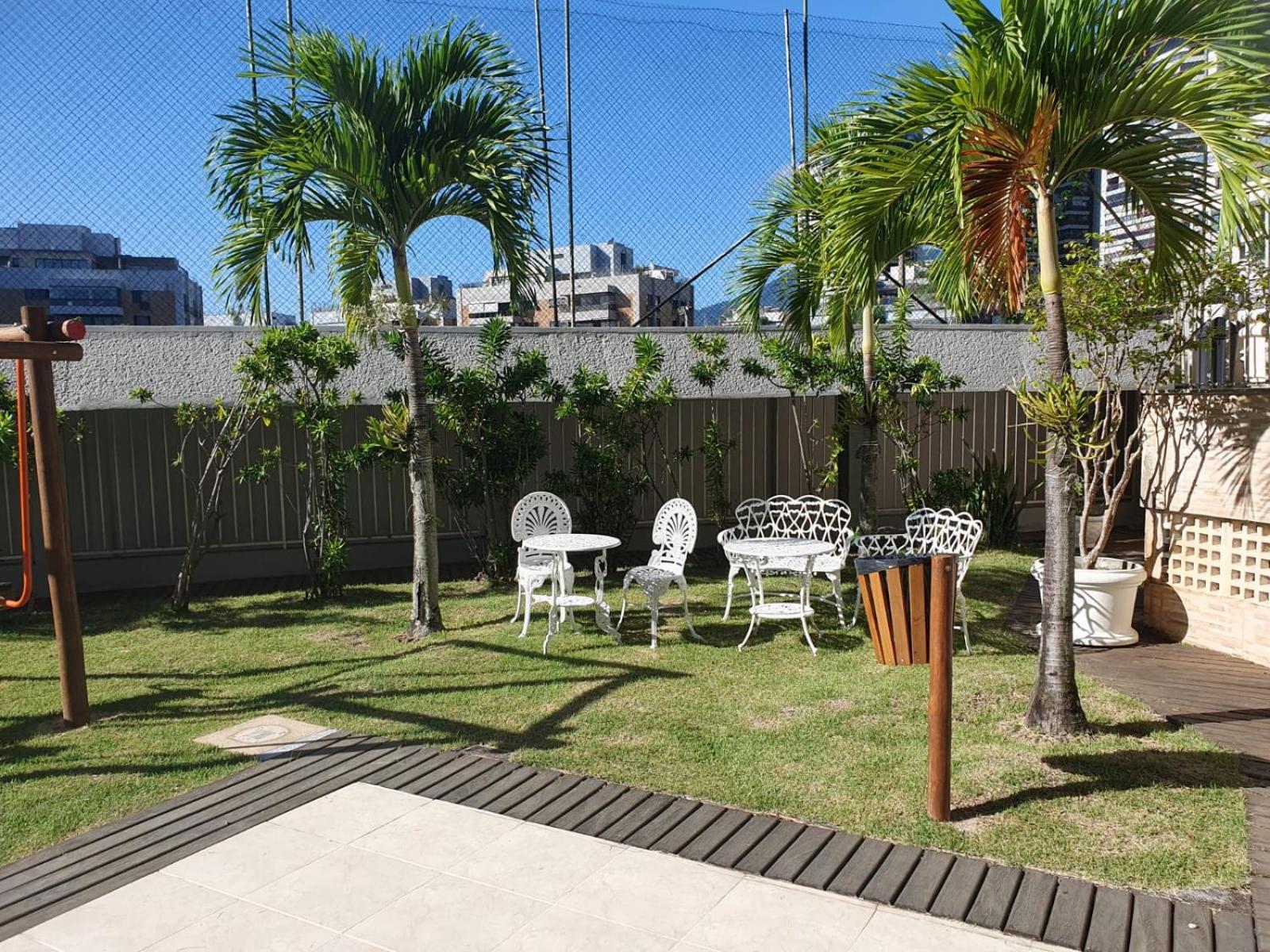 Apto. Com Linda Vista Posto 5 Barra Da Tijuca Apartamento