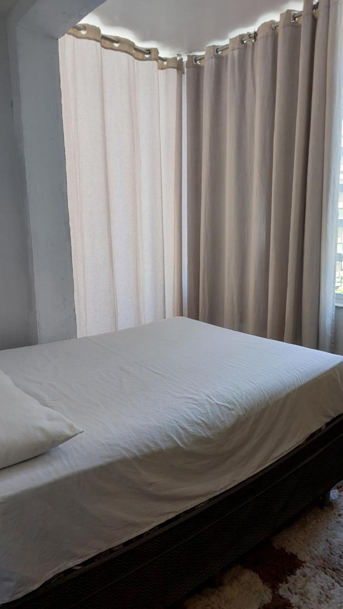 Apartamento Copacabana Vista Lateral Mar Rio de Janeiro
