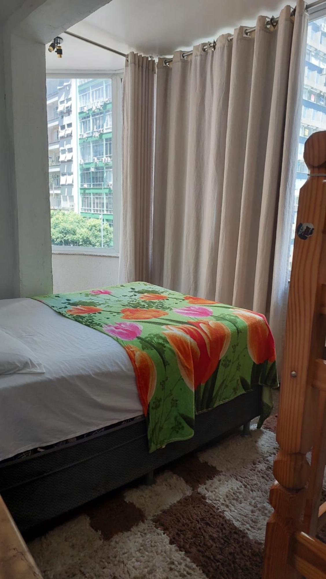 Apartamento Apartamento Copacabana Vista Lateral Mar Rio de Janeiro