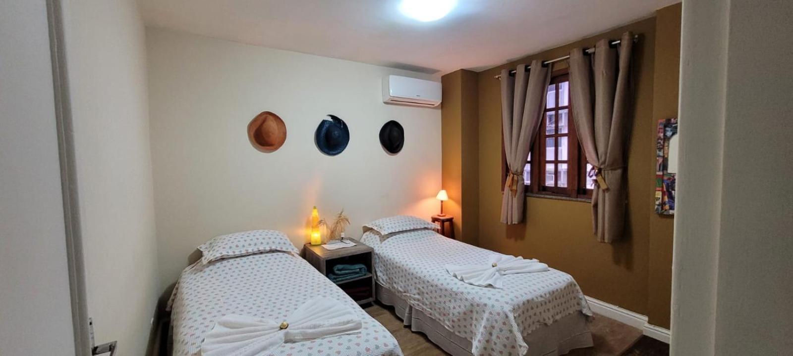 Copacabana Praia: Oceanview Near Lido Gastronomy Hub Apartment