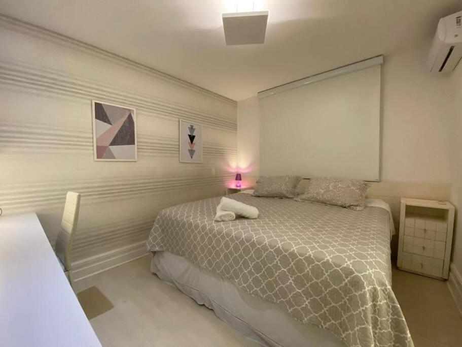 Av Atlantica - 3 Bedroom - Leme * Rio de Janeiro