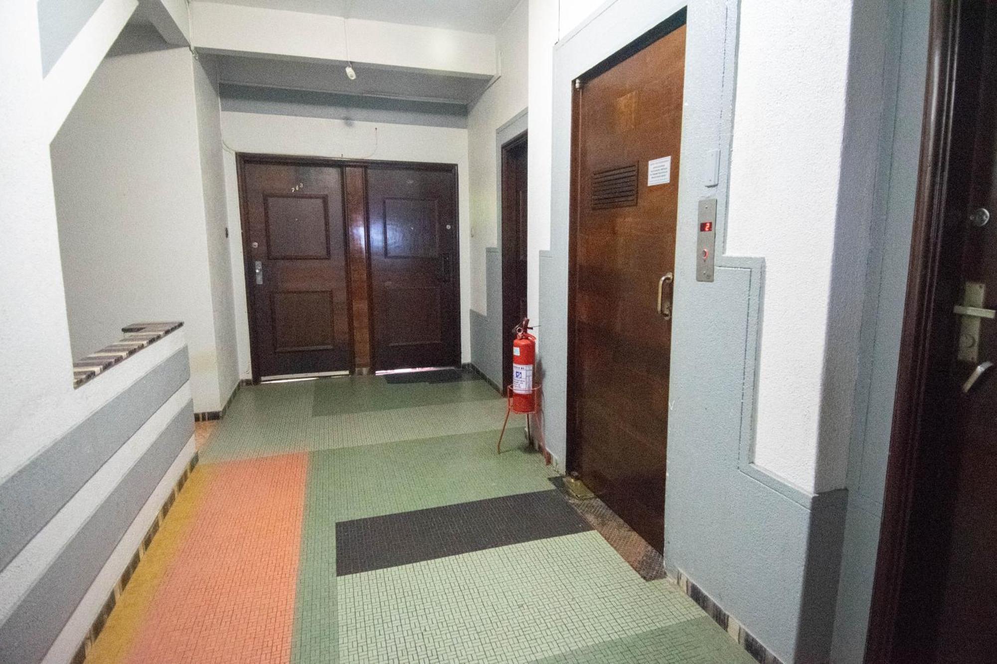 Quartos Privativos Em Frente A De Copacabana,