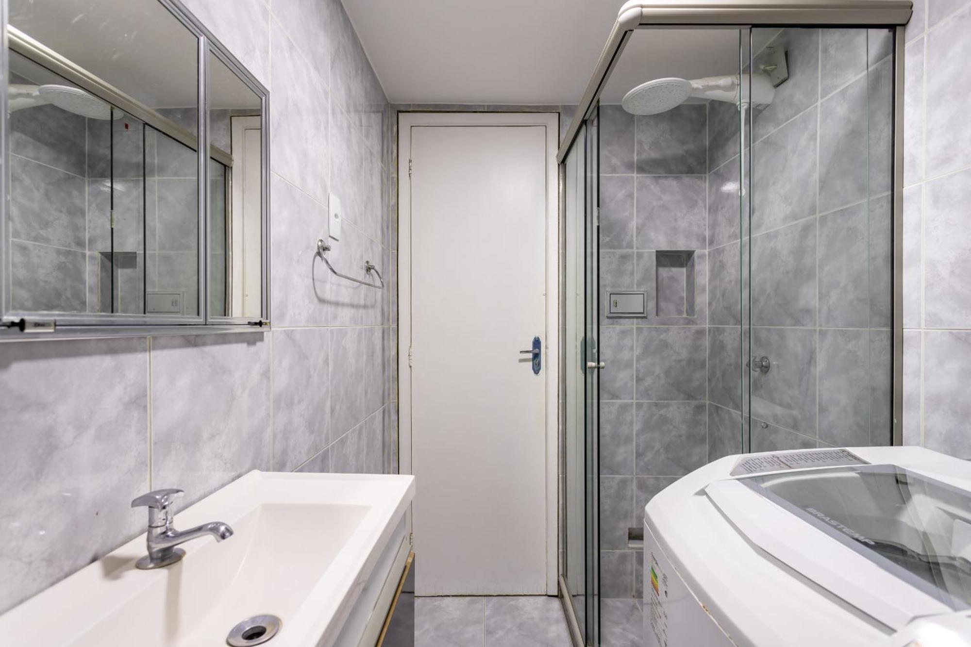 Pineapples Nsc808 - Até 2 Pessoas Em ótima Localização De Copacabana Apartamento *