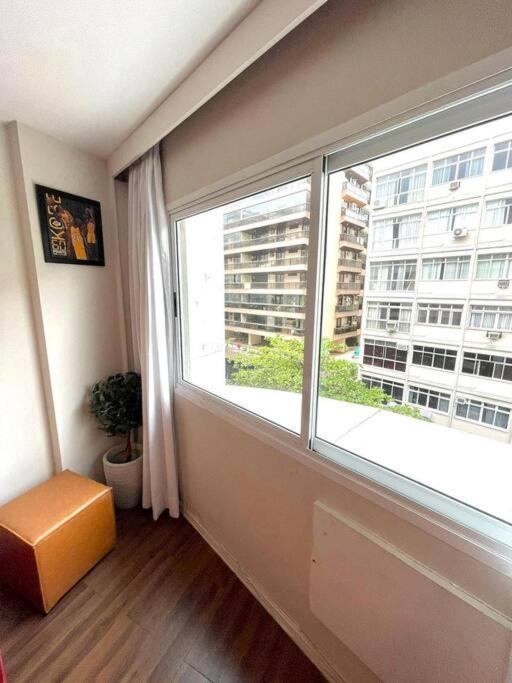Flat In Ipanema *