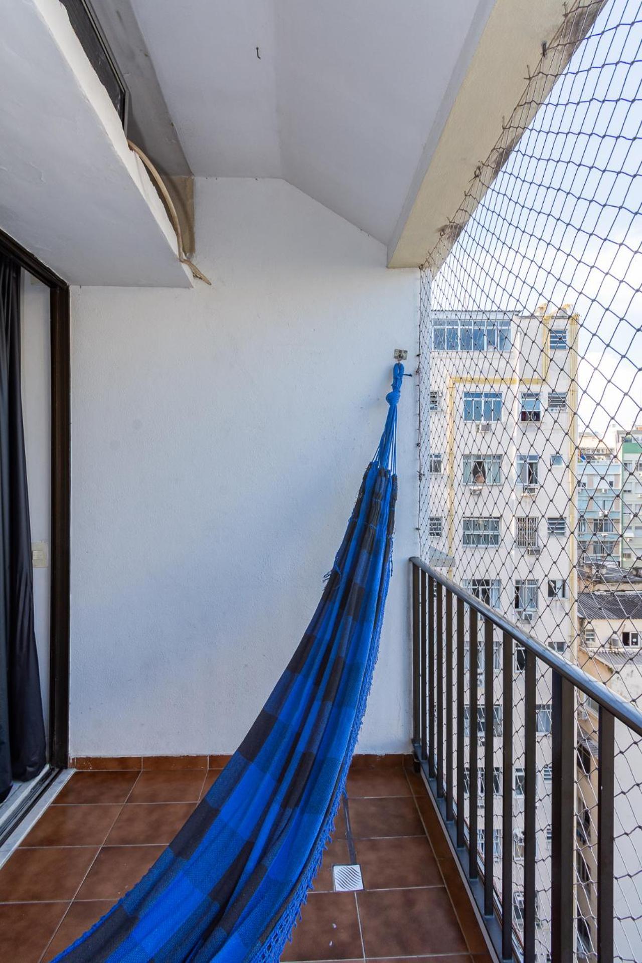 Flat Posto 6 Com Piscina - Copacabana *
