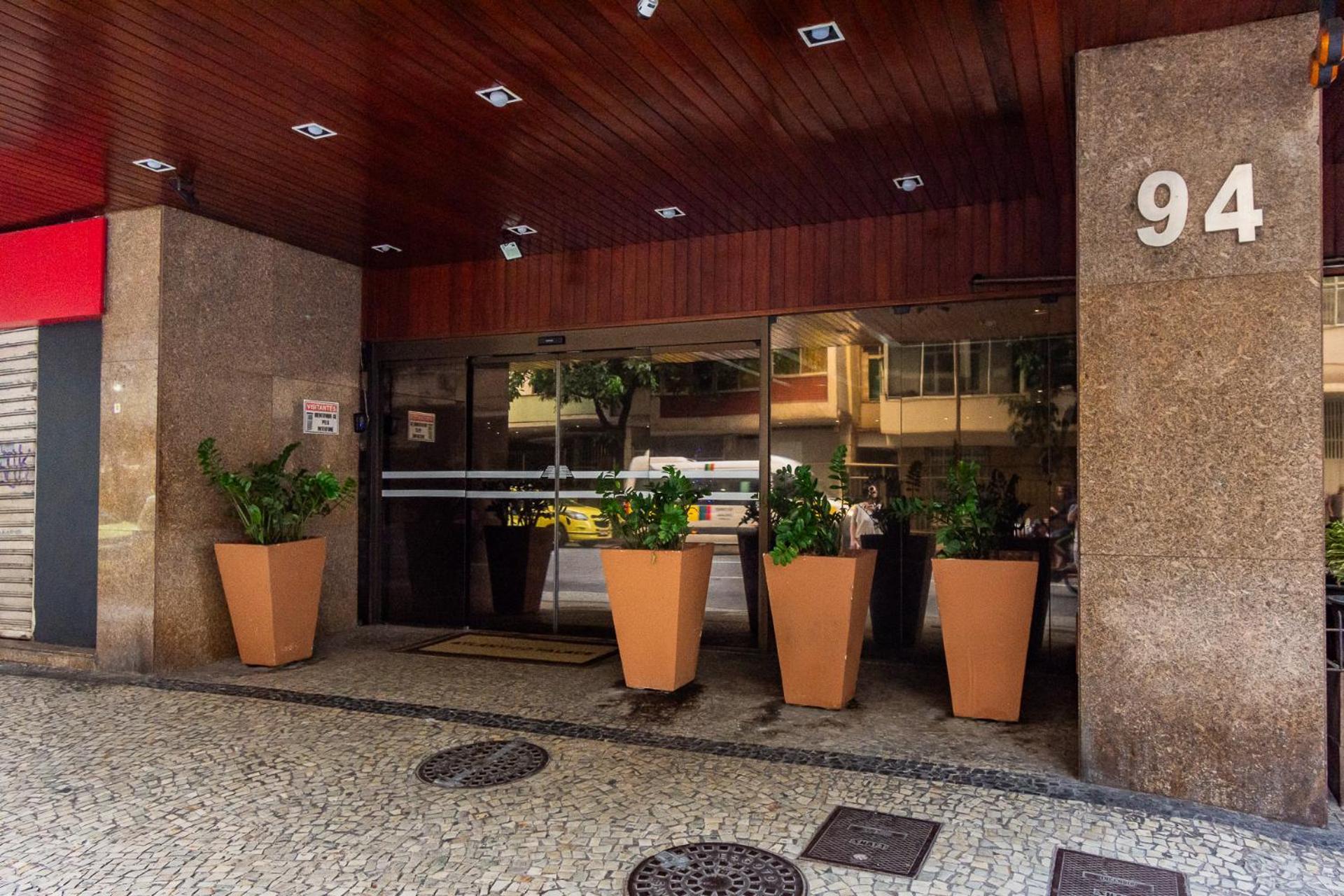 Apartment Flat Posto 6 Com Piscina - Copacabana Rio de Janeiro