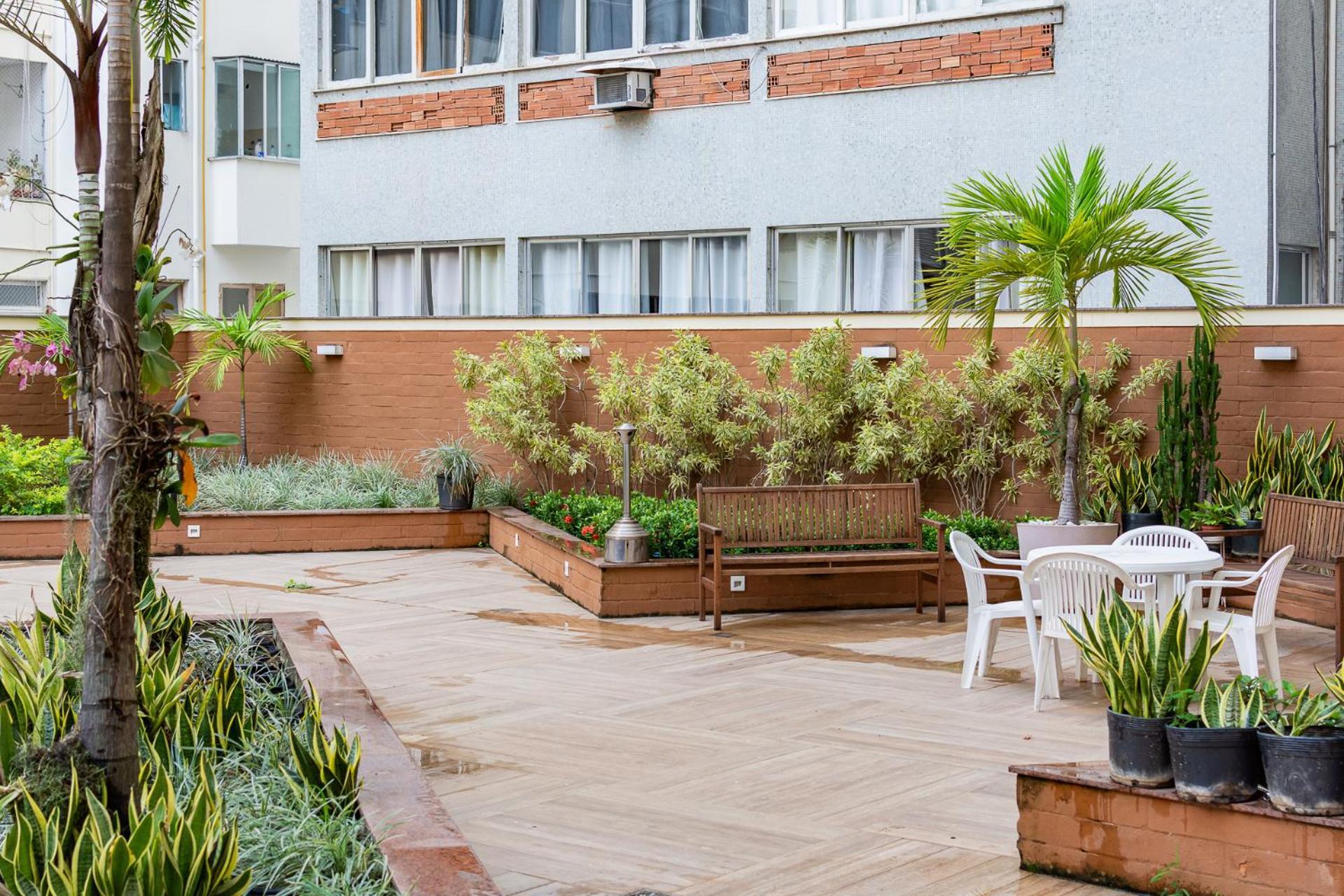 Flat Posto 6 Com Piscina - Copacabana Apartment