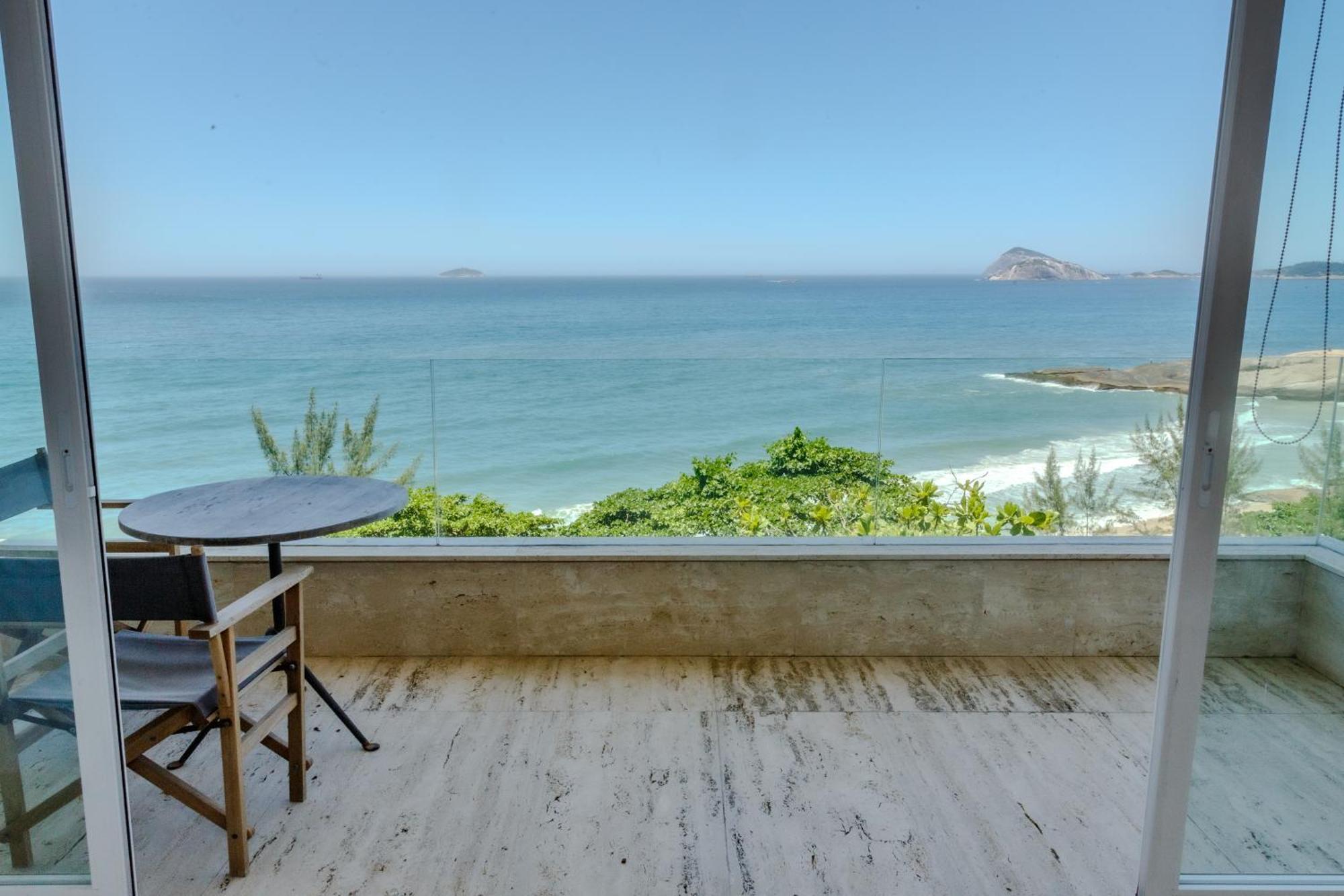 Beach Penthouse Apartment *