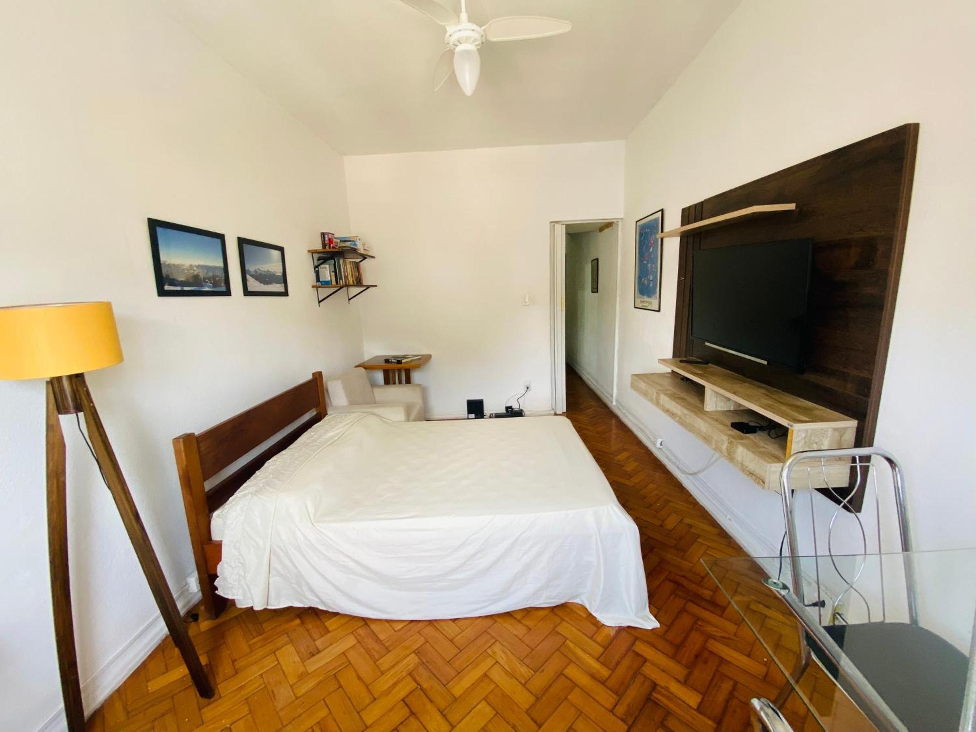 Catete Studio: High-floor Retreat With Flamengo View *