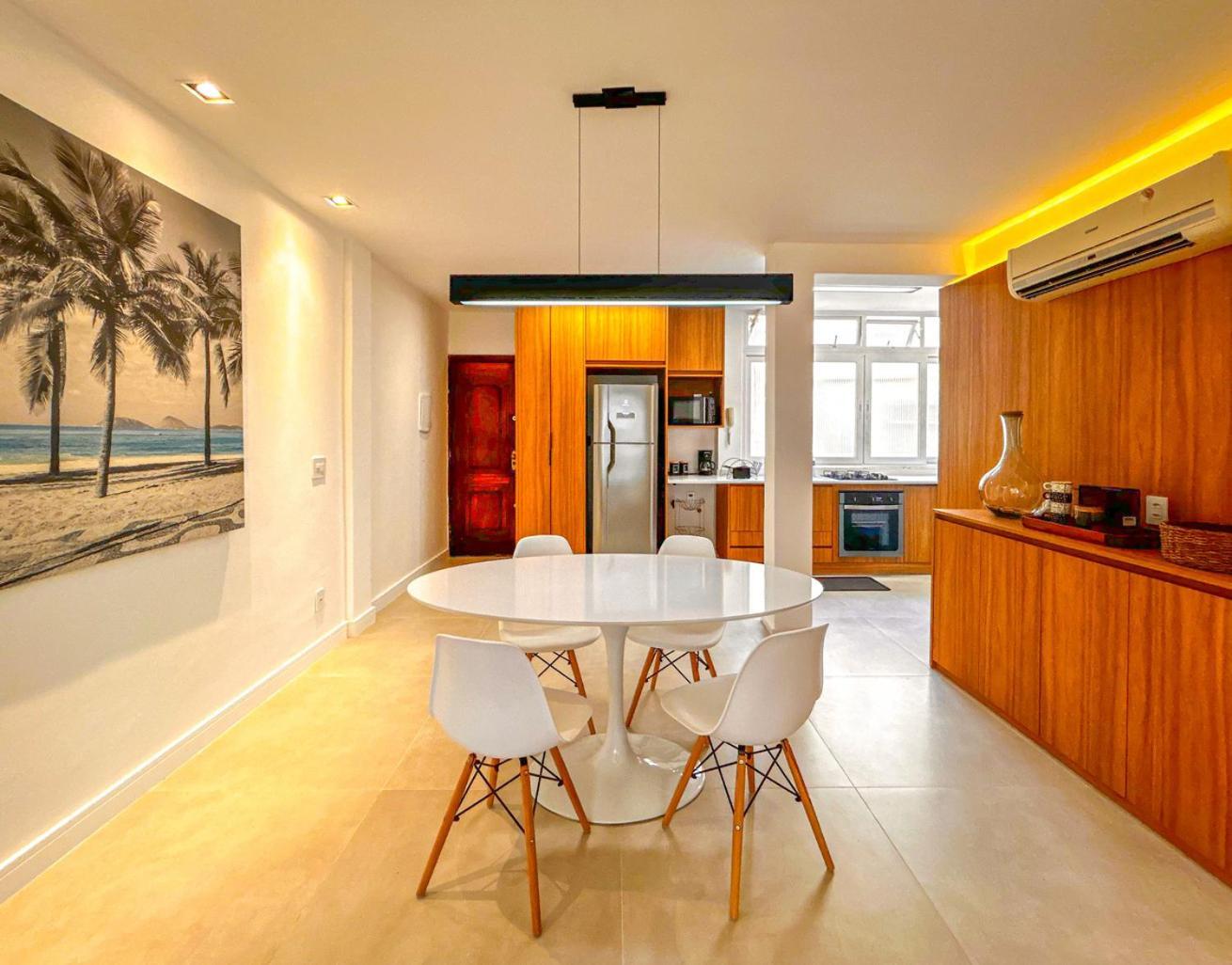 Apartamento Otimo Apto A 350m Da De Copacabana Rj Rio de Janeiro