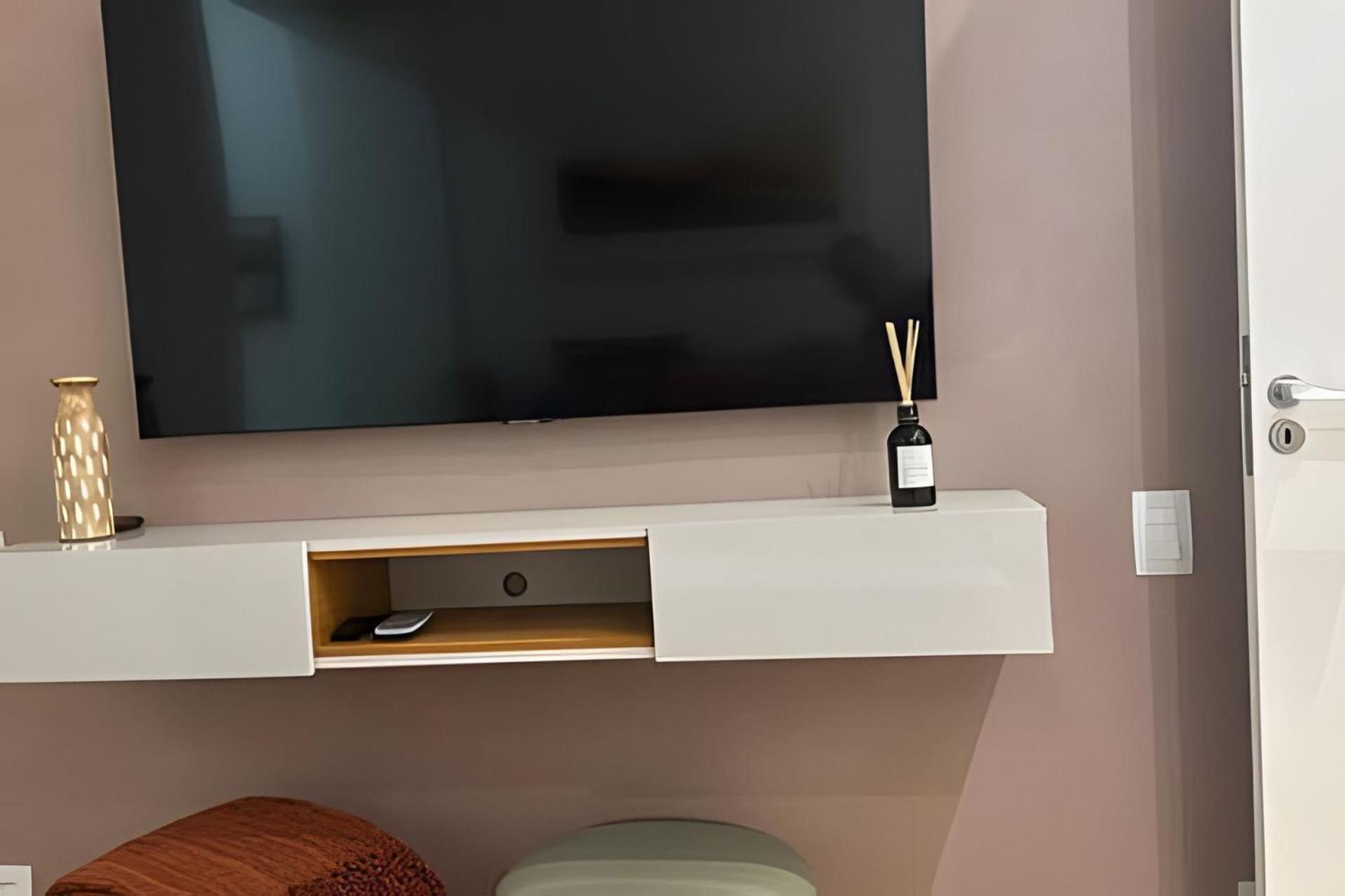 Apto Luxuoso, 50 Mts Da Em Copacabana 6 *