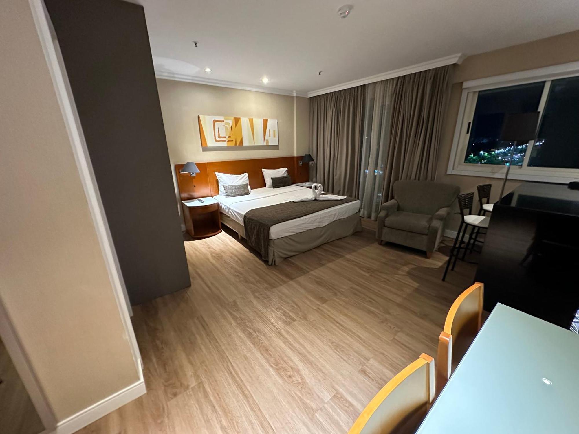 Apartamento Barra Da Tijuca - 9 - Flat Premium Com Cozinha, Fogao Cooktop, Geladeira Grande, Smart Tv Grande, Lindo E Muitissimo Confortavel, Balsa A Gratis E Estacionamento Gratuito *