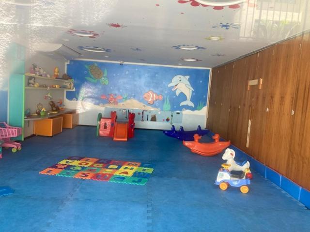 Lindo Apto De 2 Quartos E 2 Banheiros Sociais No Barramares Com Comercio Proximo, Piscina, Quadras, Parquinhos, Brinquedoteca, Emprestimo De Cadeiras E Barracas De Cortesia, Em Frente A Praia, Limpissimo, Com No Apartamento *