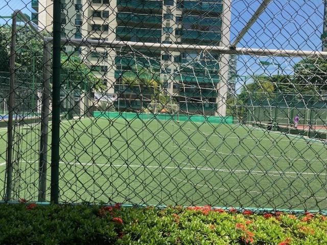 Lindo Apto De 2 Quartos E 2 Banheiros Sociais No Barramares Com Comercio Proximo, Piscina, Quadras, Parquinhos, Brinquedoteca, Emprestimo De Cadeiras E Barracas De Cortesia, Em Frente A Praia, Limpissimo, Com No Rio de Janeiro