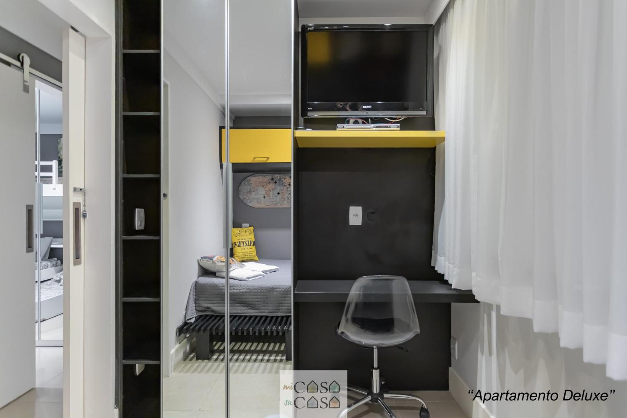 3 Quartos Com Estacionamento Em Com Portaria 24h, Piscina, Sauna E Parquinho Infantil - Com Ar Condicionado, Smartv, Wi-fi 120 Mbps E Cozinha Completa Apartamento