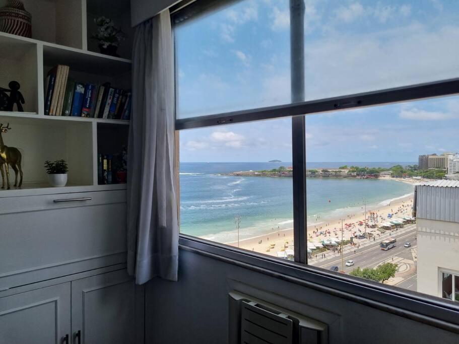 Front Ocean Copacabana Apartment Rio de Janeiro