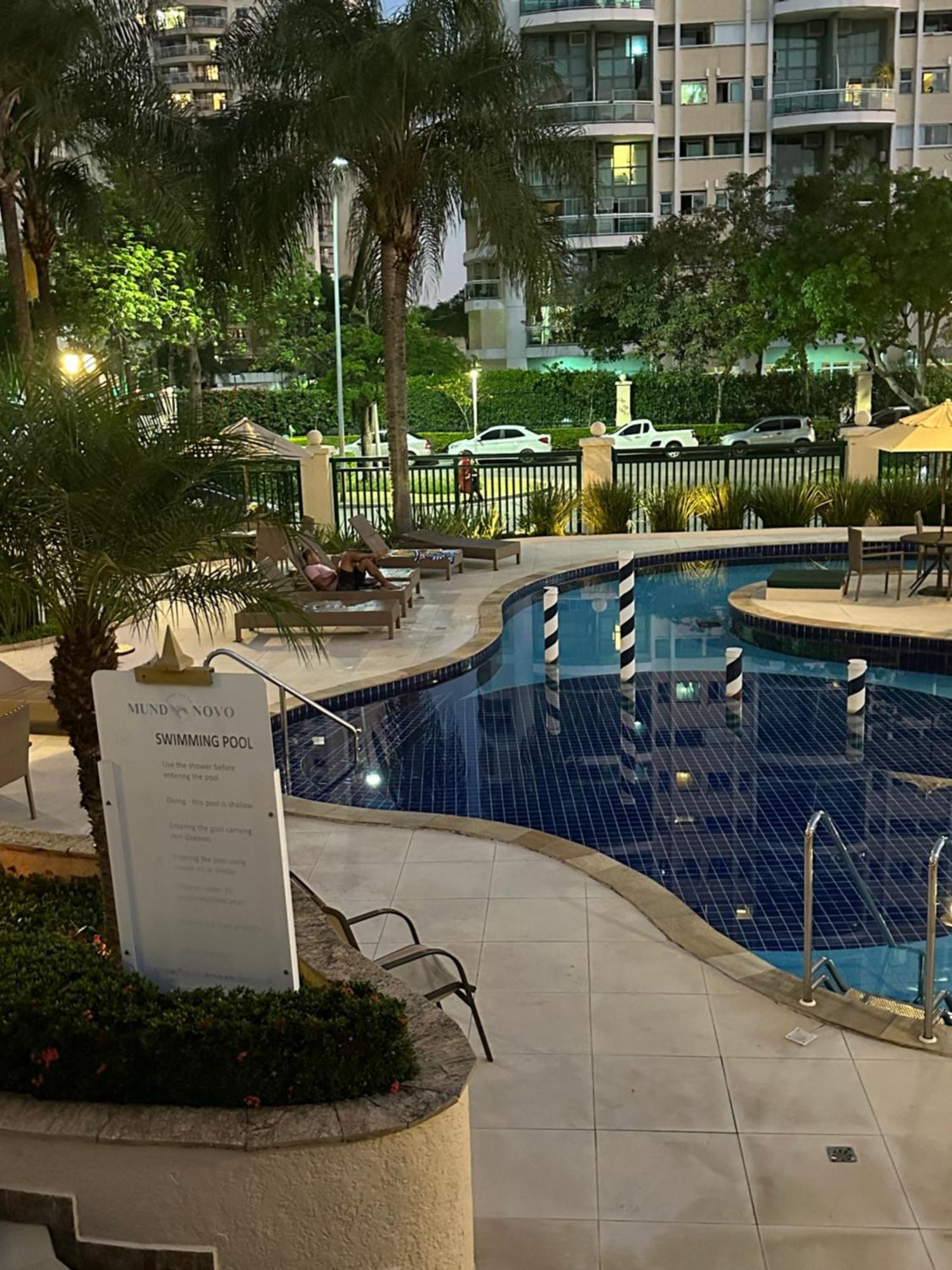 Apartamento Barra Da Tijuca - 9 - Flat Premium Com Cozinha, Fogao Cooktop, Geladeira Grande, Smart Tv Grande, Lindo E Muitissimo Confortavel, Balsa A Gratis E Estacionamento Gratuito
