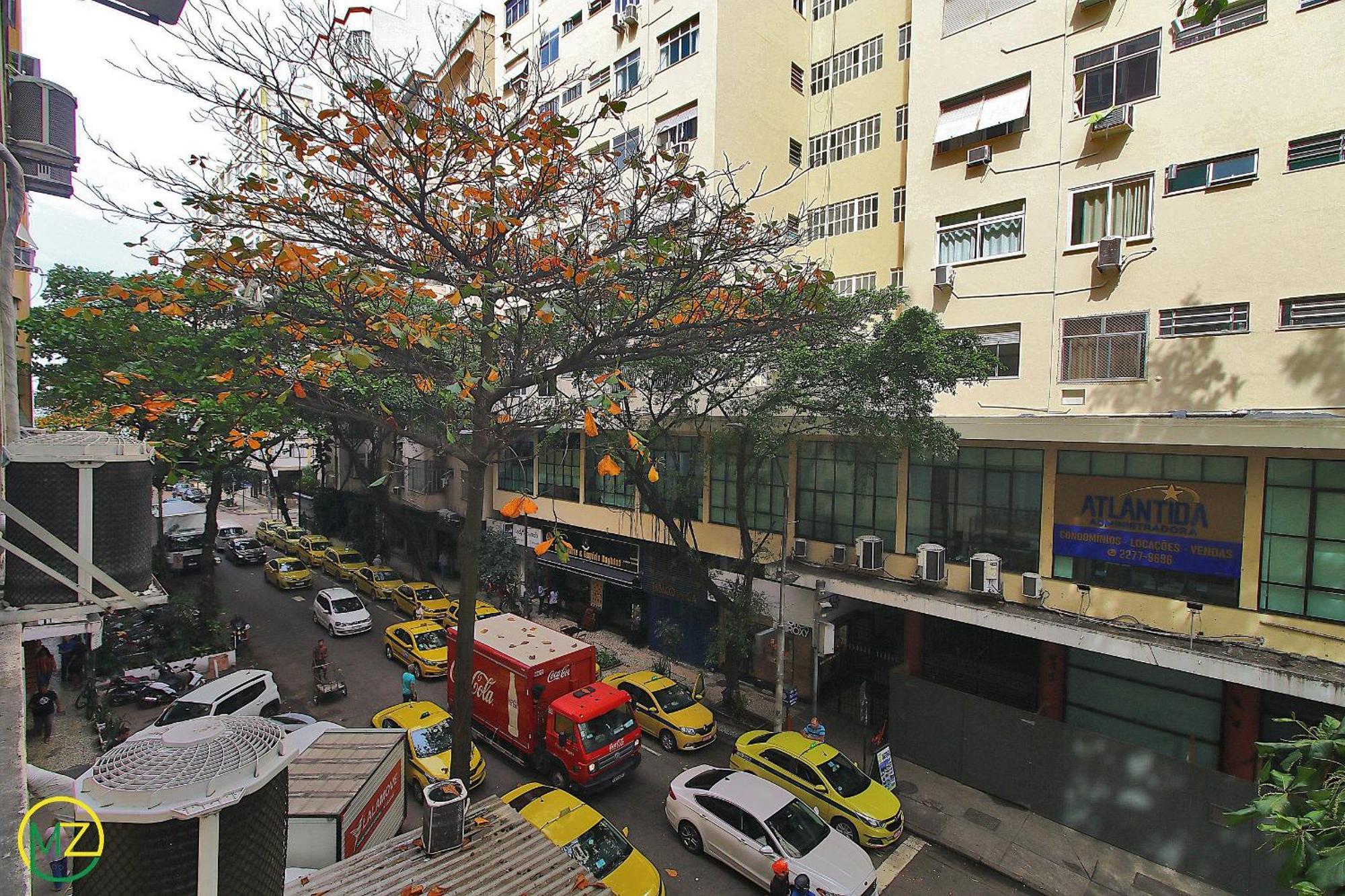 Apartment Moderno 2 Quartos P/ 6 Pessoas A 50m Da *