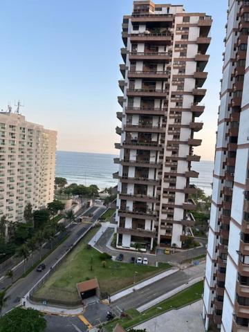 Lindo Apto De 2 Quartos E 2 Banheiros Sociais No Barramares Com Comercio Proximo, Piscina, Quadras, Parquinhos, Brinquedoteca, Emprestimo De Cadeiras E Barracas De Cortesia, Em Frente A Praia, Limpissimo, Com No