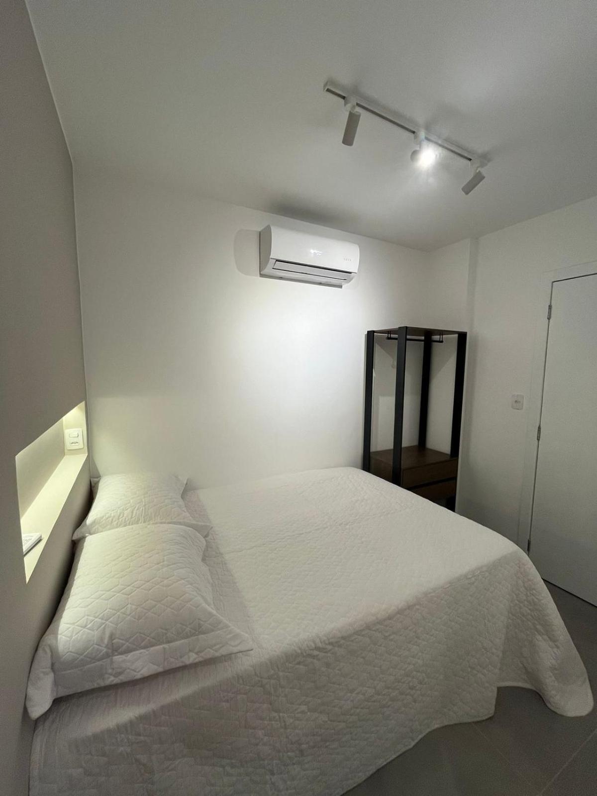 Apartamento Constante Vista Lateral Mar *